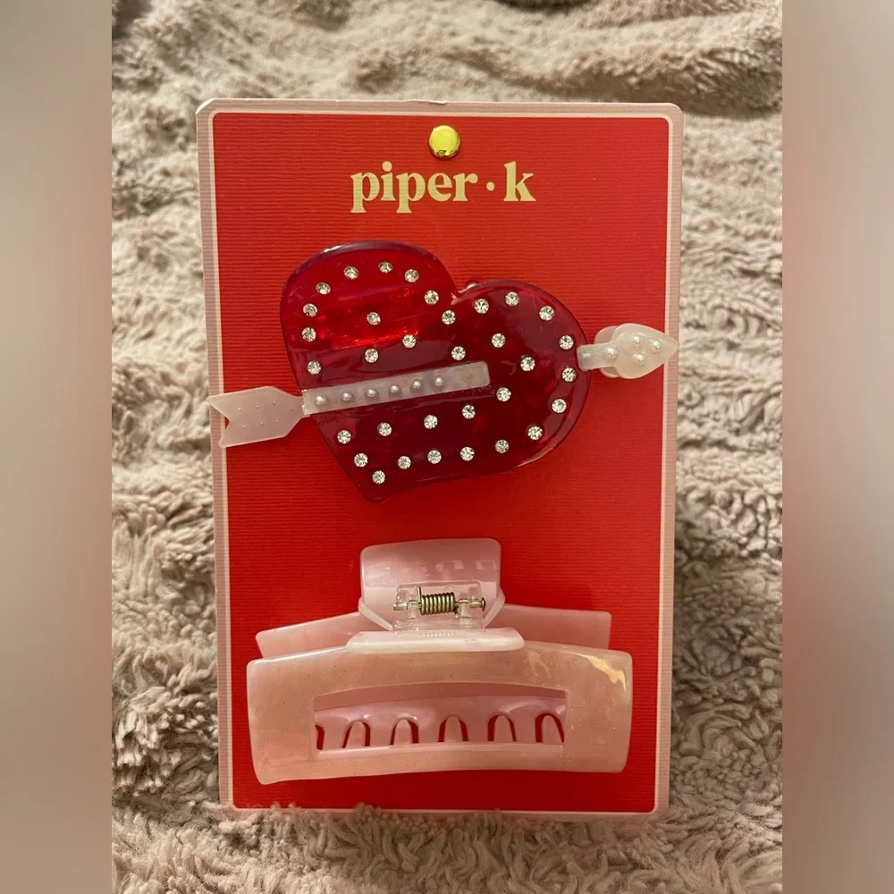 NWT Piper K Two Pack Hair Claw Clips Whimsical Love Theme